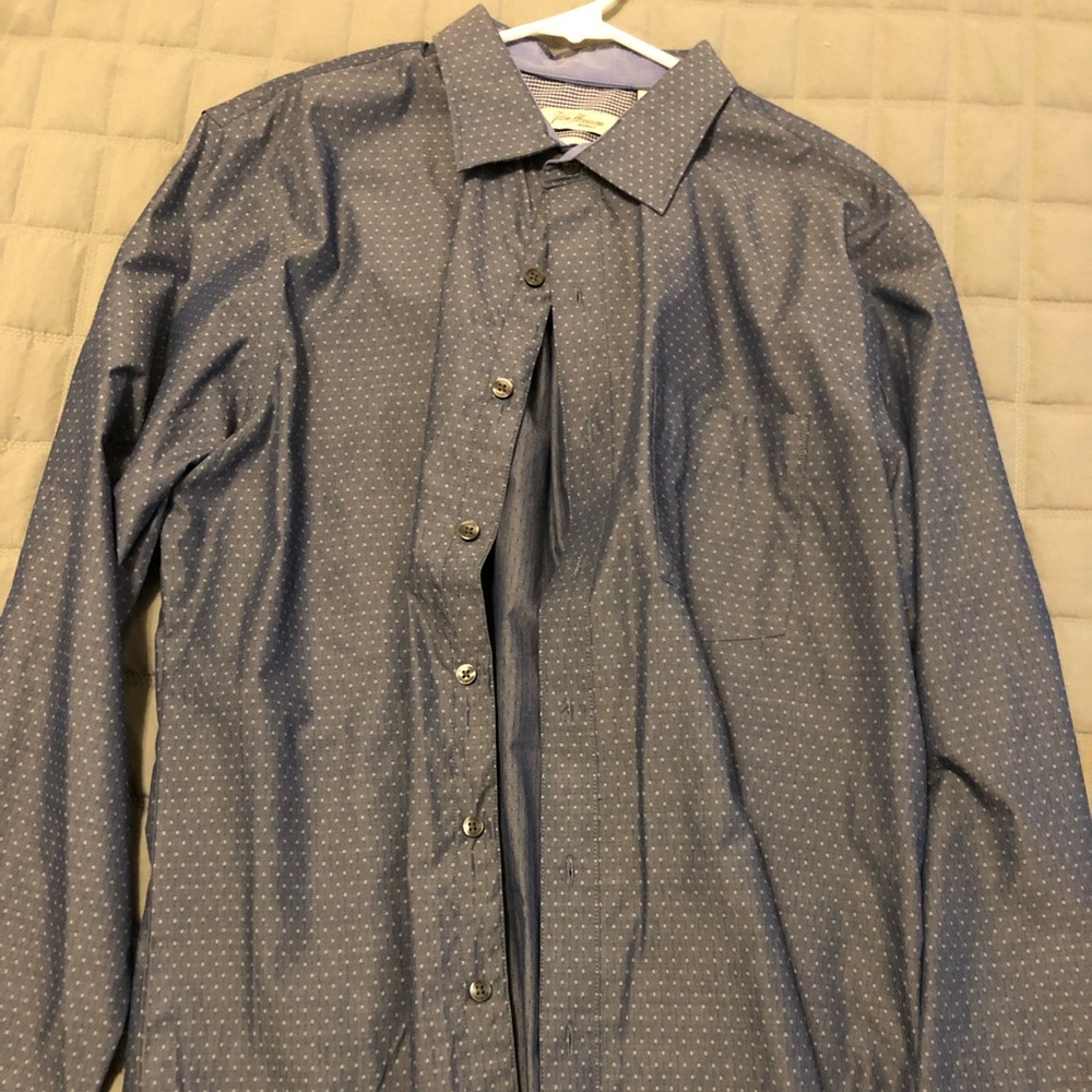 Van Heusen button up